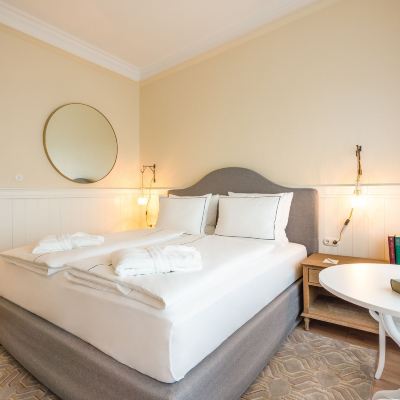 Deluxe Room Facing The Sea With Balcony Strandhotel Ahlbeck Promo Code