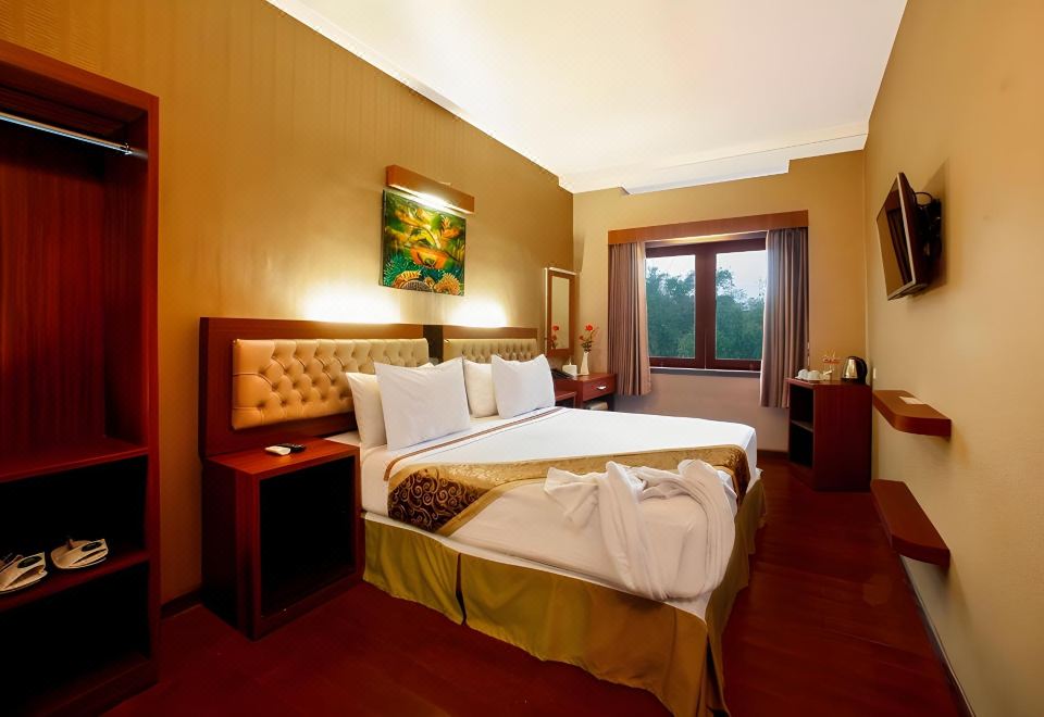 豪华双人或双床房（带阳台）