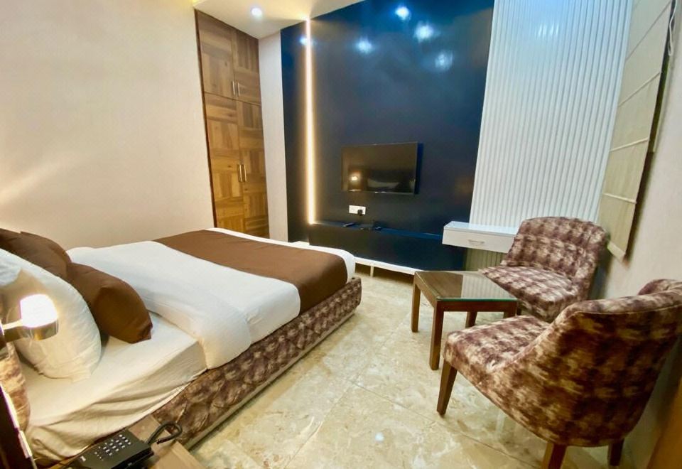 Hotel THE LAMP - Housity