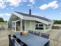 "Mila" - 750m from the Sea Hotels in Bindslev