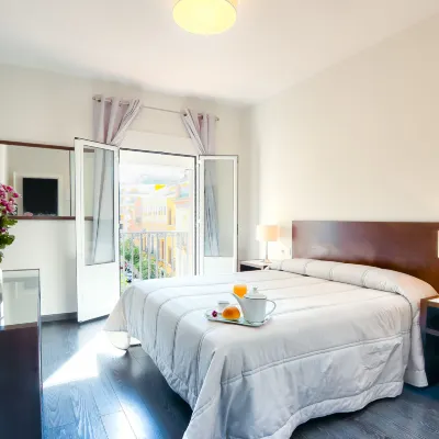 Hotel Madrid de Sevilla Hotels near Edificio Expo