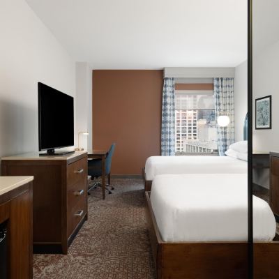 無障礙浴缸雙床房 芝加哥市區/華麗一英里希爾頓花園旅館優惠