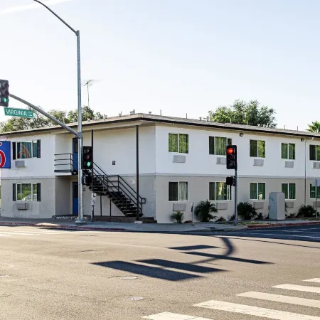 Motel 6 Modesto, CA - Downtown