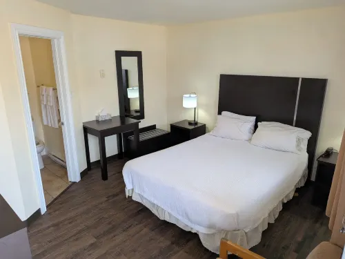 Fundy Line Motel