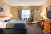 Travelodge by Wyndham Edson 2409079 Alberta Ltd.