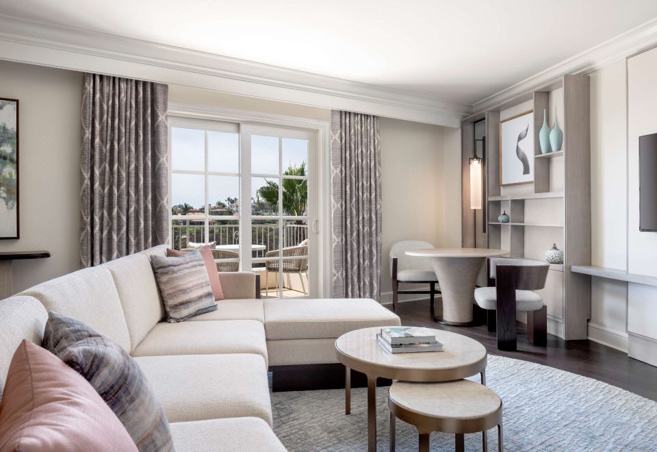 Park Hyatt AviaraPool Suite