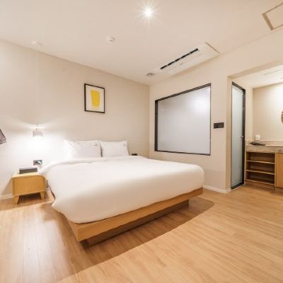 디럭스 더블룸 호텔 보나 쓰리 쿠폰