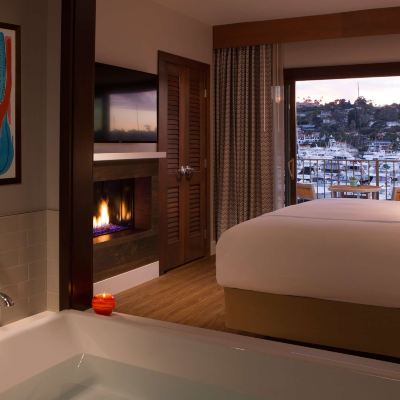 Waterview One Bedroom Suite
