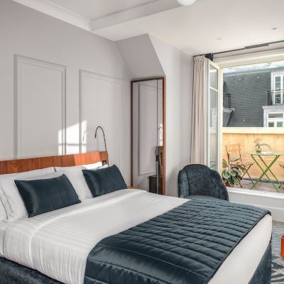 Signature Queen Room with Balcony M Social Hotel Paris Opera Promo Code