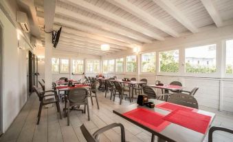 Blue Hotel Depandance - Housity