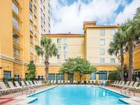 La Quinta Inn & Suites by Wyndham San Antonio Riverwalk Hotels in Bexar County