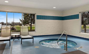 Comfort Inn & Suites Fremont - Housity