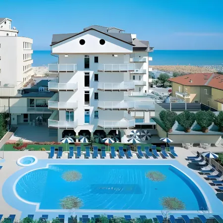 Universal Hotel