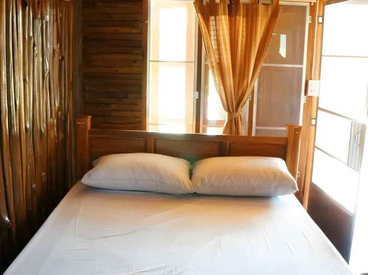 ห้องสแตนดาร์ด เตียงใหญ่ 1 เตียง