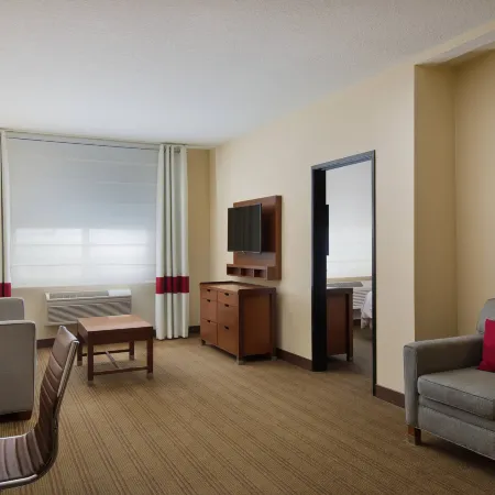 Four Points by Sheraton Portland East Отели в г. Грешам