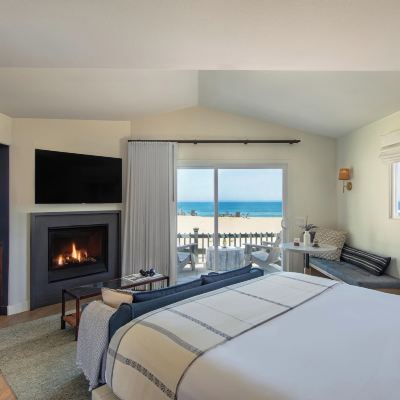 Deluxe King Room-Oceanfront Sanctuary Beach Resort Promo Code