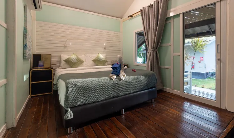 เคบินพาโรนามิก, ระเบียง, วิวมหาสมุทรบางส่วน