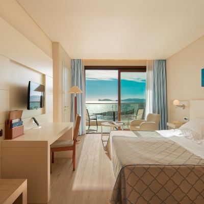 Room With Frontal Sea View And Balcony Smy Carlos V Alghero Promo Code