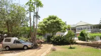 Thiiri Cultural Center Hotel a 