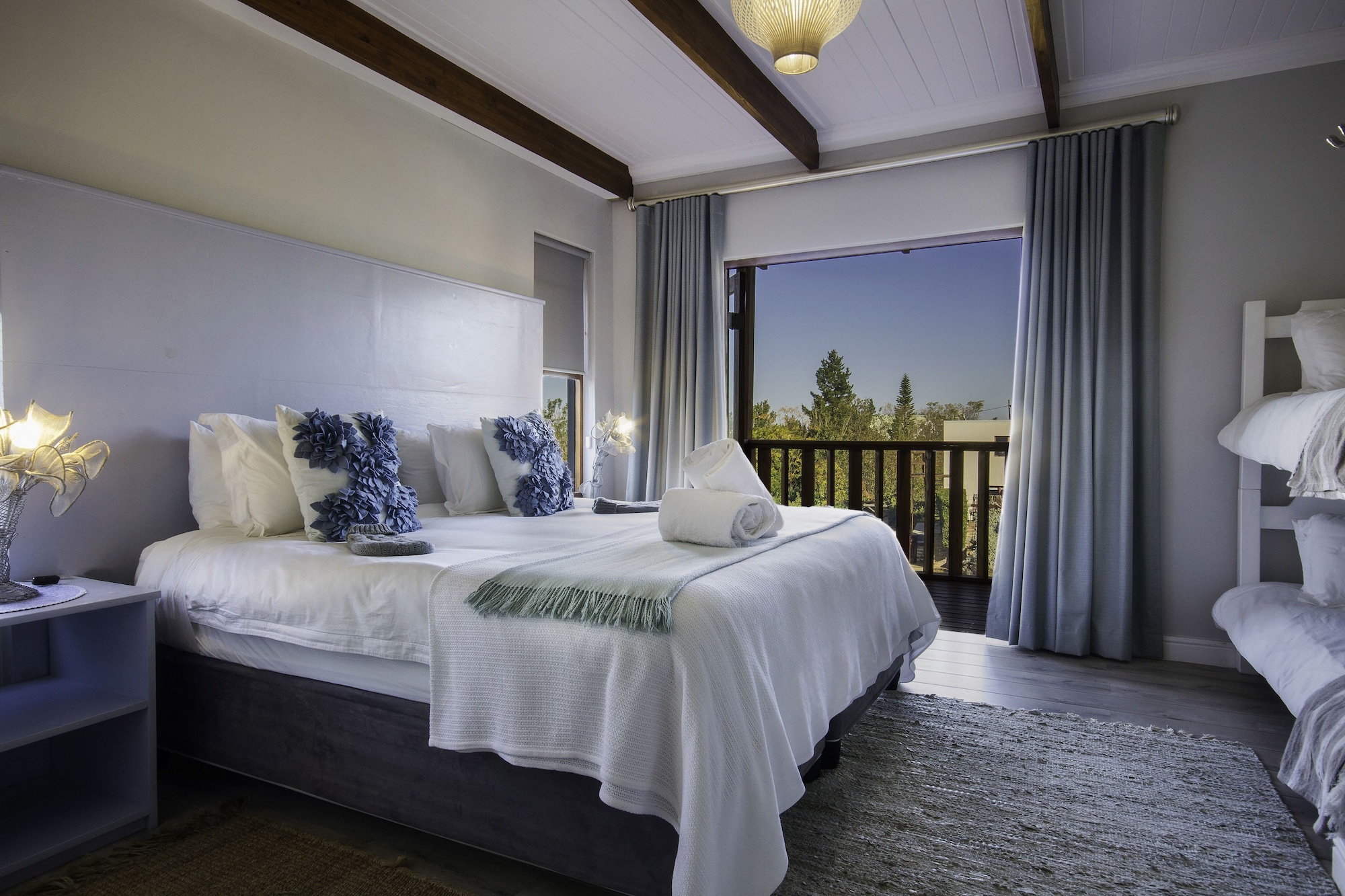 家庭两卧室房屋