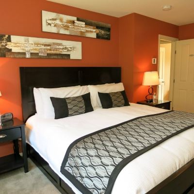 King Suite with Valley View-Non-Smoking A View of The Lake Bed & Breakfast Promo Code
