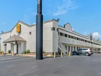 Super 8 by Wyndham Brownsburg Hotels in Brownsburg