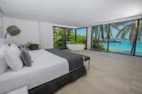 Golden Bay Galapagos Hotele w: 