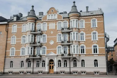 Home Hotel Plaza Hotels in 