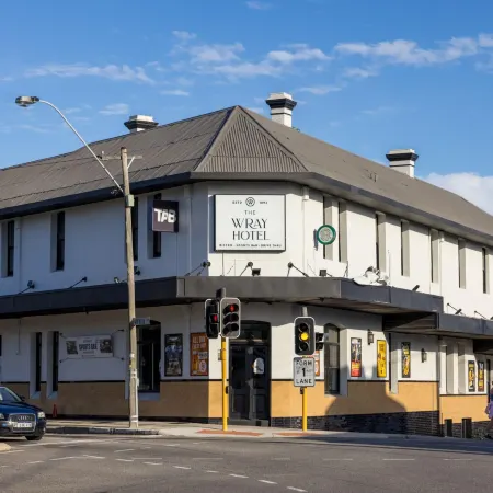 The Beaconsfield Hotel Отели в г. Фримантл