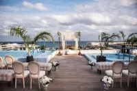 The Reef 28 Hotel & Spa - Luxury Adults Only - All Suites - with Optional All Inclusive