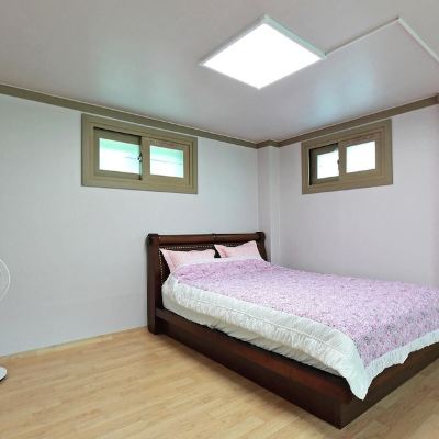 Basic Room, 1 Bedroom (A3)