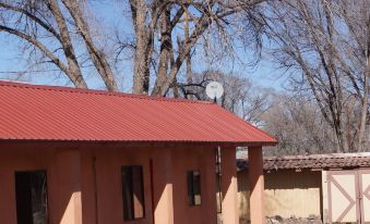 White Mountain Motel - Housity