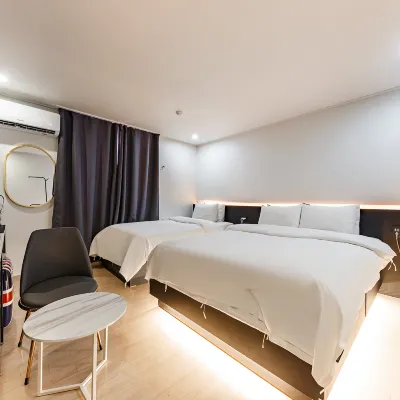The Leeds Hotel Hotel dekat Stadion Hanbat