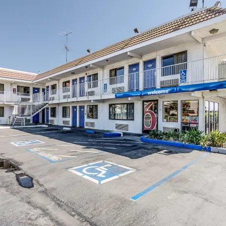 Motel 6 Modesto, CA