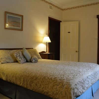 Standard Room, Non Smoking (Queen Ensuite) Holberry House Promo Code