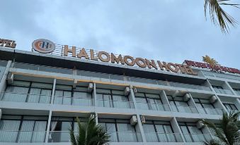 HaloMoon Ha Long Hotel