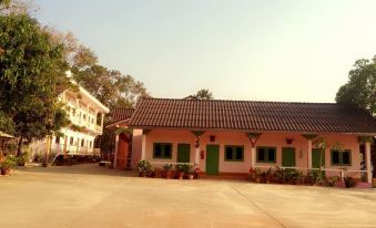 Phetchinda Guesthouse