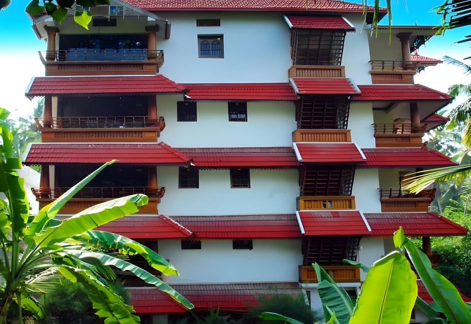 Kovalam Beach Hotel - Housity