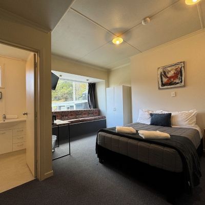 Quadruple Room Ensuite Pinewood Lodge Queenstown Promo Code