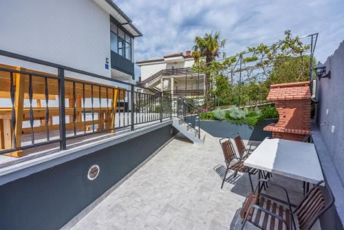 Apartment Tus A2 Apartment with Sea View