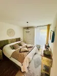 Résidence La Corniche, 70m2 apartment with full sea view, air-conditioning, wifi, garage.