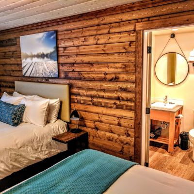 Deluxe One Bedroom Suite with Kitchen Riverside Inn Promo Code
