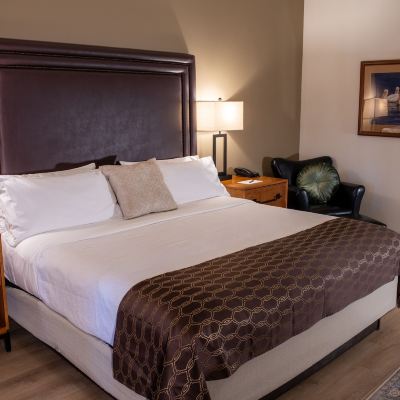 Village View King Lodge Running Y Ranch Resort Promo Code