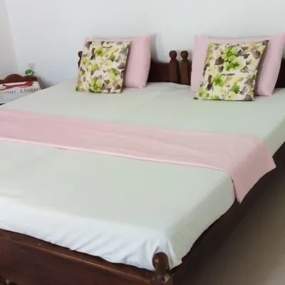 New Manik Homestay Các khách sạn gần Quán rượu Peacock