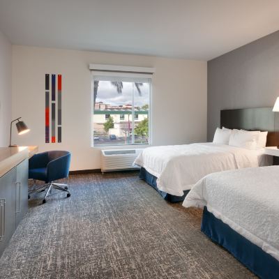 聽力無障礙兩張大床房 阿納海姆度假村會議中心歡朋套房酒店優惠