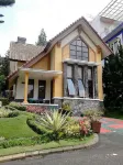 Villa Kota Bunga Sakura