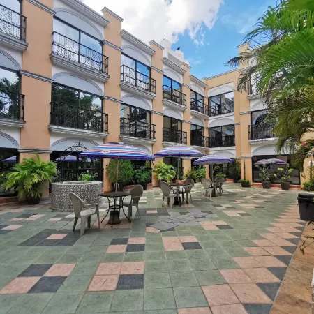 Hotel Doralba Inn