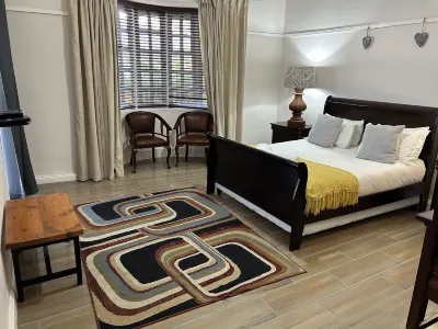 The Solomon Guest House โรงแรมใน