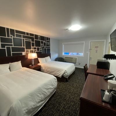 Luxury Room, 2 Double Beds Bavarian Inn Promo Code