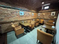 Iris Aparthotel Hotels in 